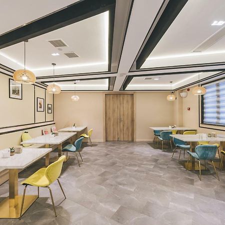 Atour Hotel Haining Leather City South Gate Экстерьер фото