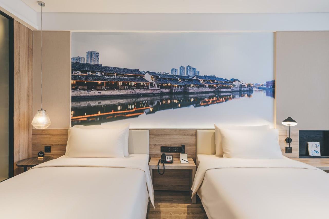 Atour Hotel Haining Leather City South Gate Экстерьер фото