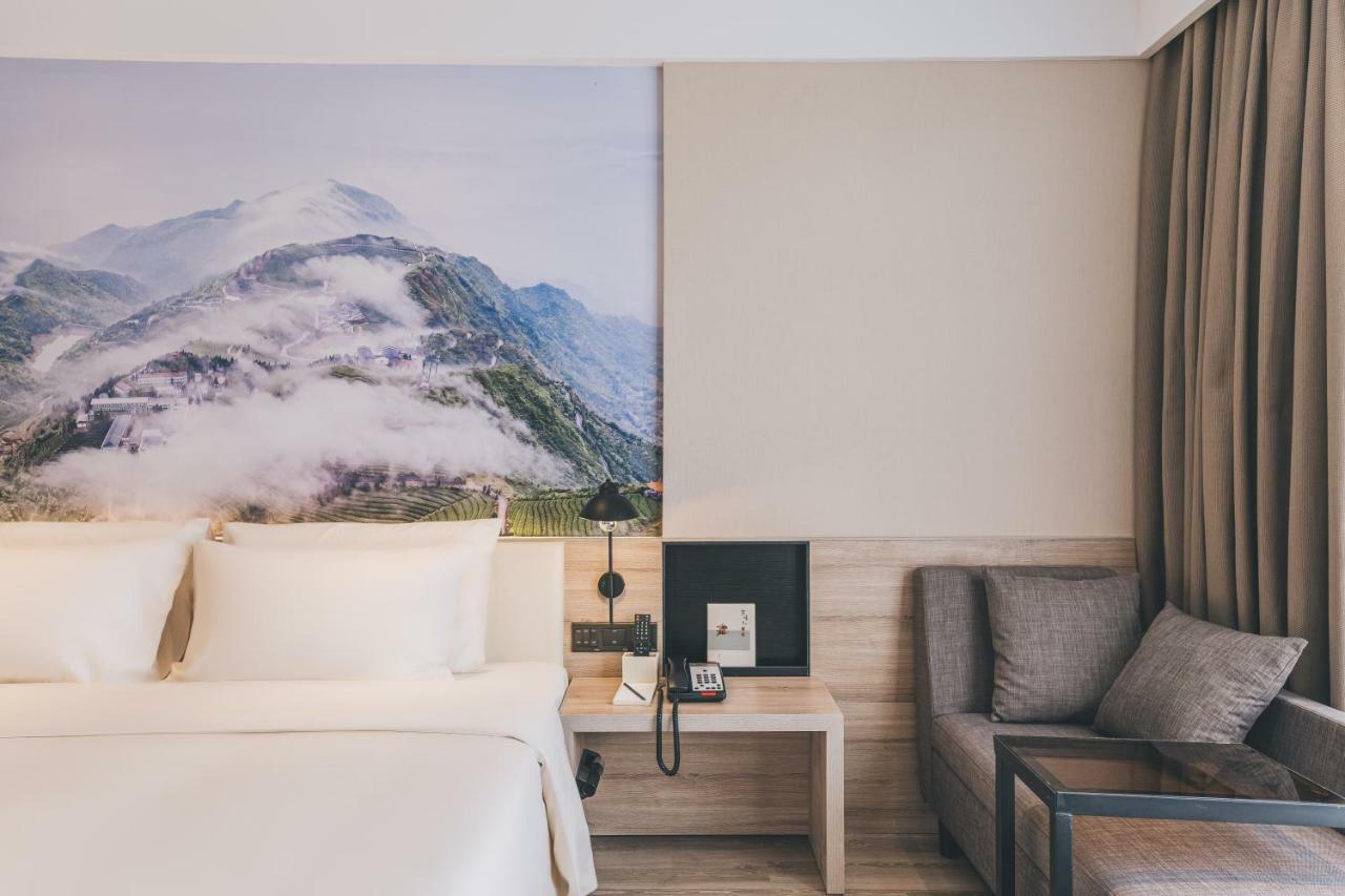 Atour Hotel Haining Leather City South Gate Экстерьер фото